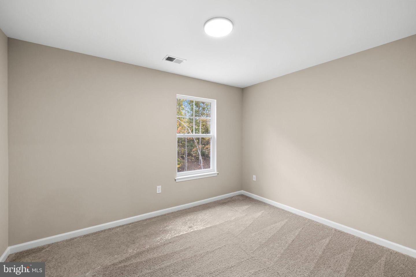 10902 THIEL CT, SPOTSYLVANIA, Virginia 22551, 4 Bedrooms Bedrooms, ,2 BathroomsBathrooms,Residential,For sale,10902 THIEL CT,VASP2037932 MLS # VASP2037932