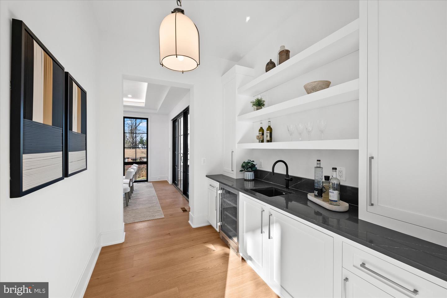 627 HINE ST SE, VIENNA, Virginia 22180, 6 Bedrooms Bedrooms, ,6 BathroomsBathrooms,Residential,For sale,627 HINE ST SE,VAFX2208982 MLS # VAFX2208982