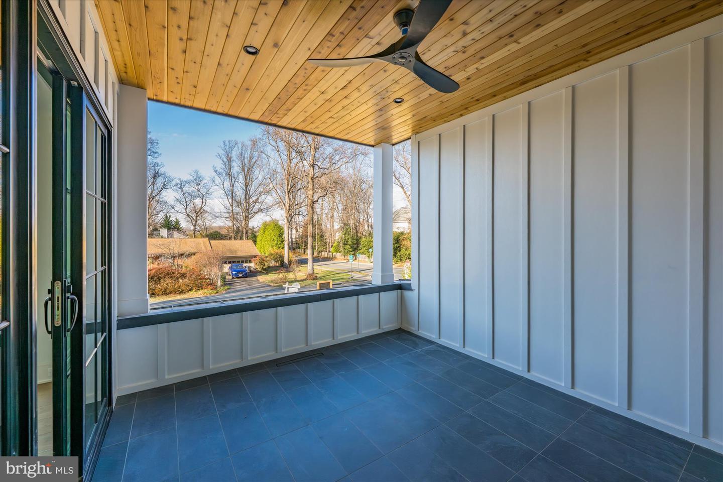 627 HINE ST SE, VIENNA, Virginia 22180, 6 Bedrooms Bedrooms, ,6 BathroomsBathrooms,Residential,For sale,627 HINE ST SE,VAFX2208982 MLS # VAFX2208982