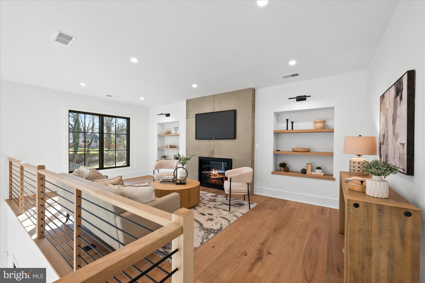 627 HINE ST SE, VIENNA, Virginia 22180, 6 Bedrooms Bedrooms, ,6 BathroomsBathrooms,Residential,For sale,627 HINE ST SE,VAFX2208982 MLS # VAFX2208982