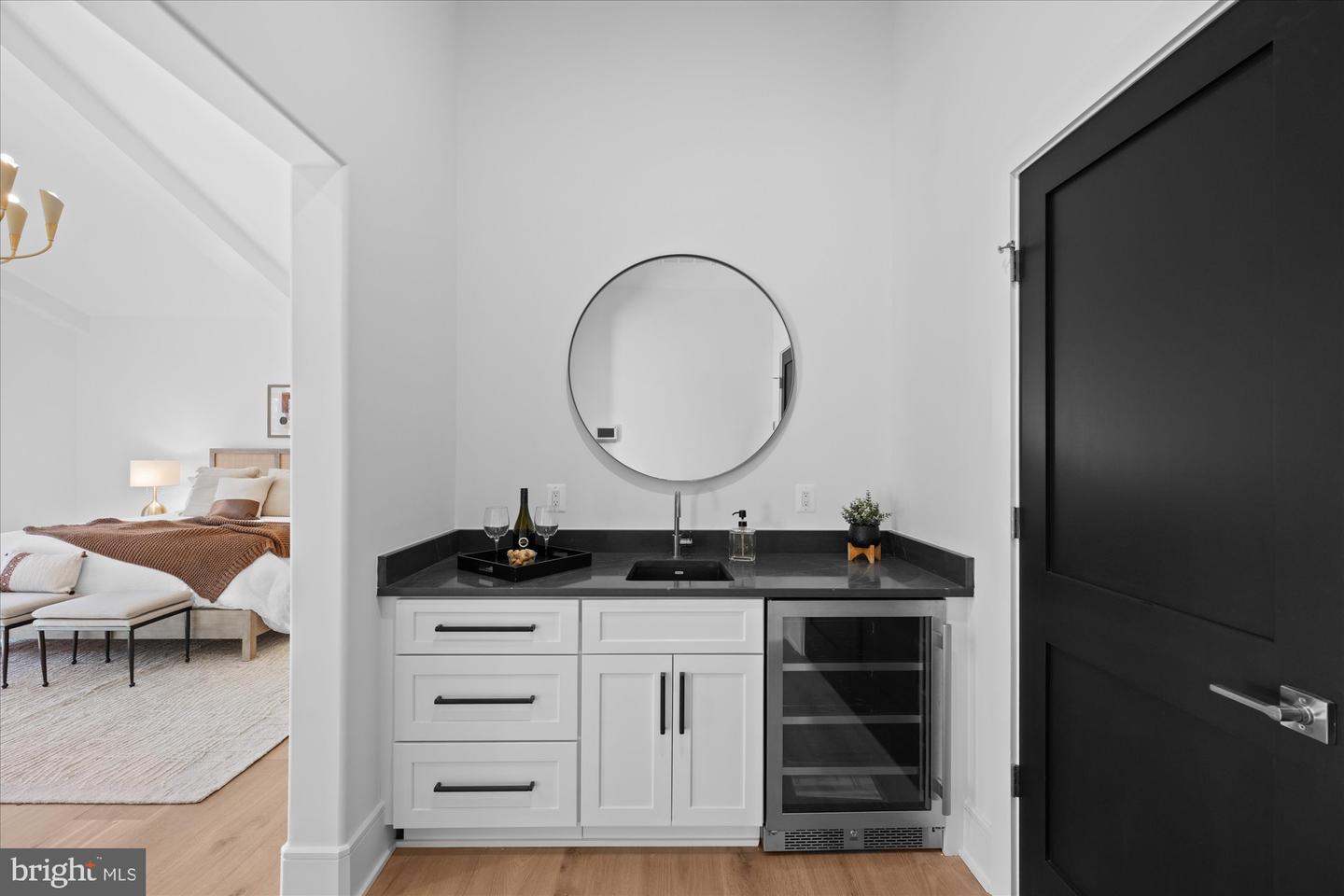 627 HINE ST SE, VIENNA, Virginia 22180, 6 Bedrooms Bedrooms, ,6 BathroomsBathrooms,Residential,For sale,627 HINE ST SE,VAFX2208982 MLS # VAFX2208982