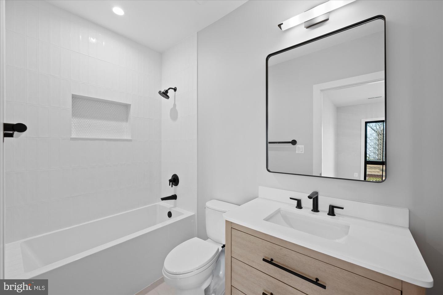 627 HINE ST SE, VIENNA, Virginia 22180, 6 Bedrooms Bedrooms, ,6 BathroomsBathrooms,Residential,For sale,627 HINE ST SE,VAFX2208982 MLS # VAFX2208982