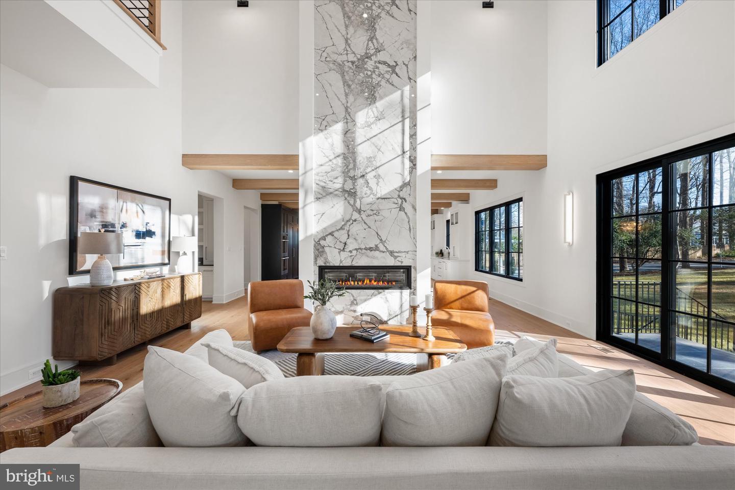 627 HINE ST SE, VIENNA, Virginia 22180, 6 Bedrooms Bedrooms, ,6 BathroomsBathrooms,Residential,For sale,627 HINE ST SE,VAFX2208982 MLS # VAFX2208982