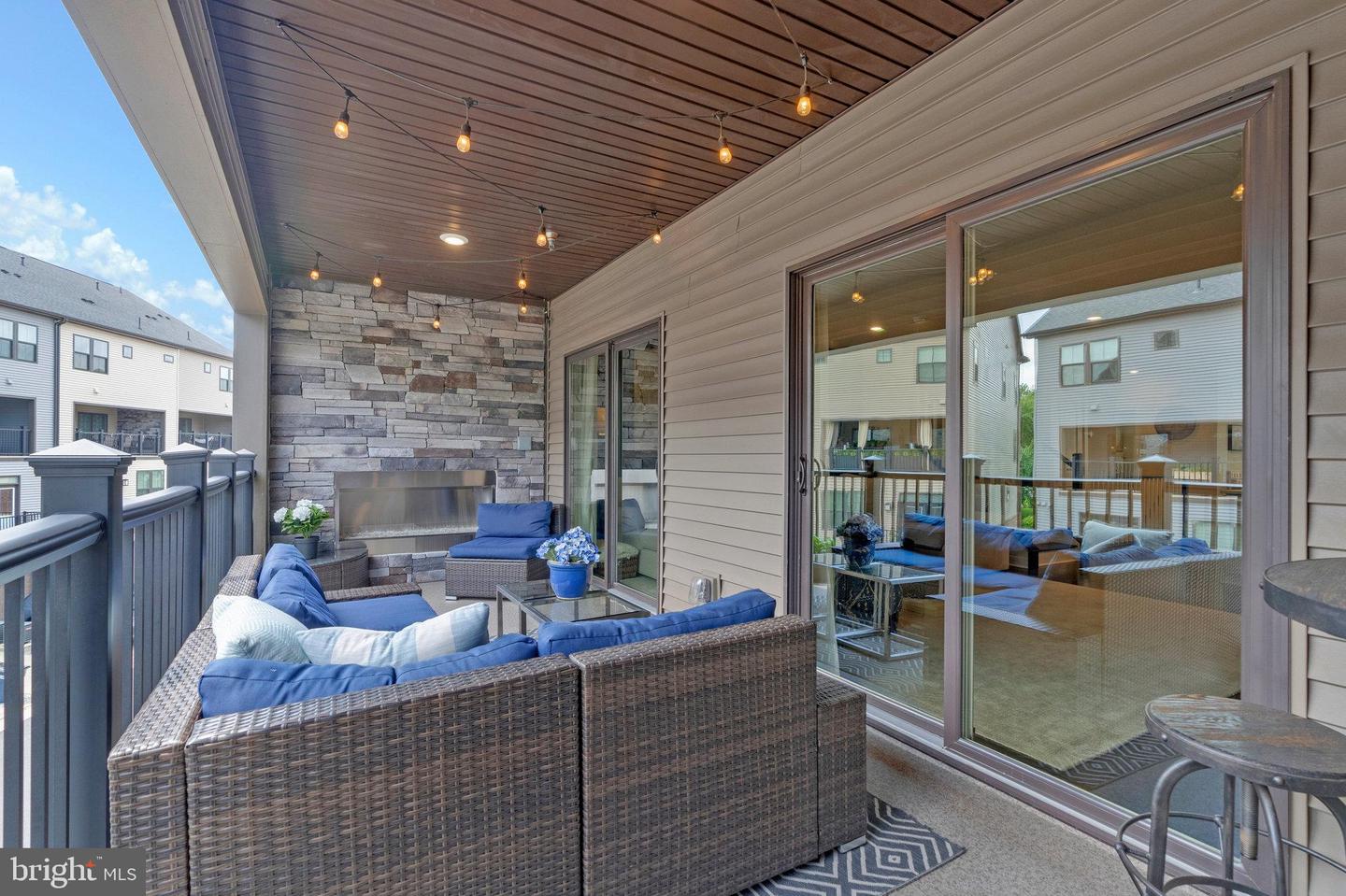 13240 LAKE WOODLAND WAY #5F, HERNDON, Virginia 20171, 3 Bedrooms Bedrooms, ,2 BathroomsBathrooms,Residential,For sale,13240 LAKE WOODLAND WAY #5F,VAFX2243776 MLS # VAFX2243776