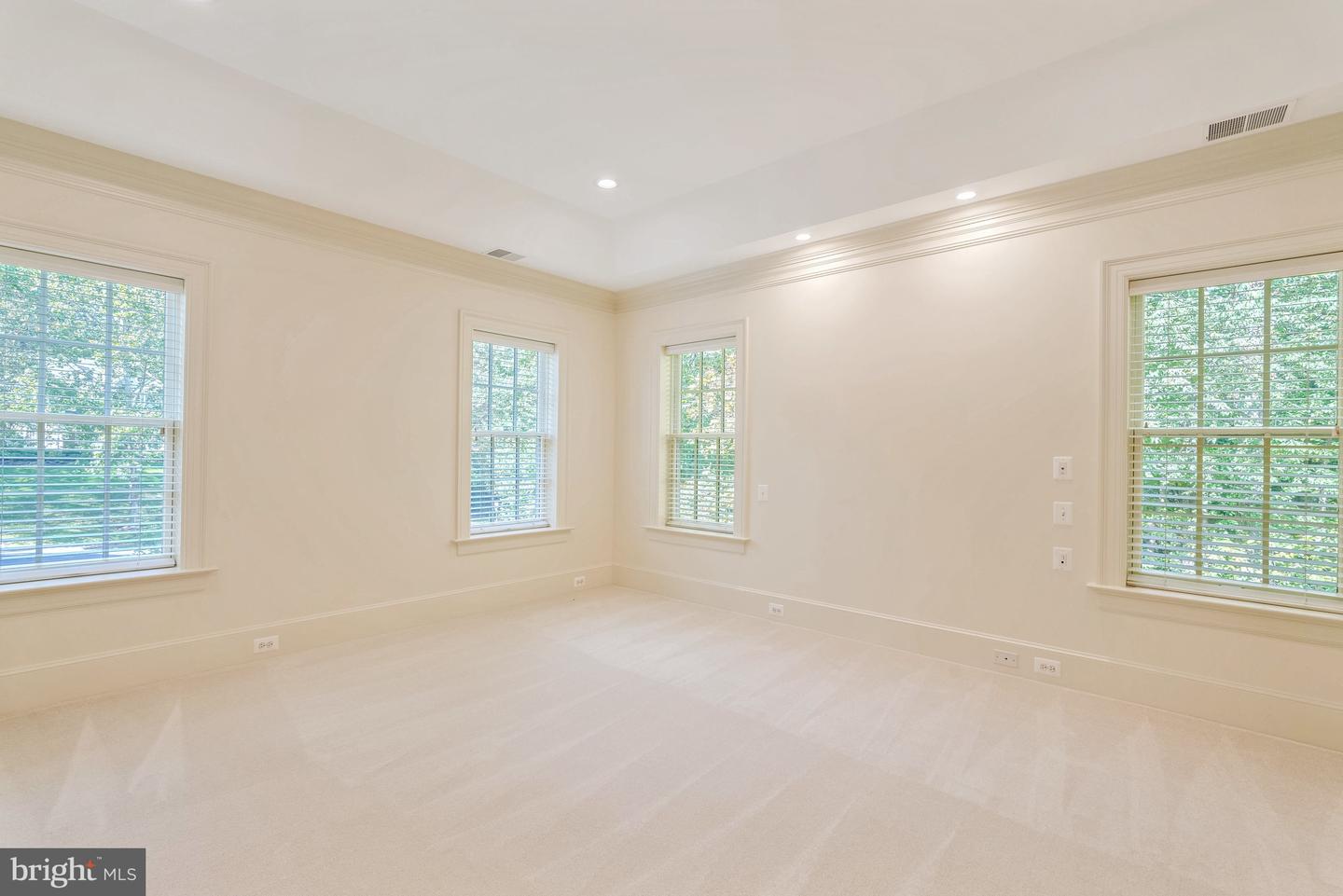 919 DOMINION RESERVE DR, MCLEAN, Virginia 22102, 6 Bedrooms Bedrooms, ,6 BathroomsBathrooms,Residential,For sale,919 DOMINION RESERVE DR,VAFX2248998 MLS # VAFX2248998