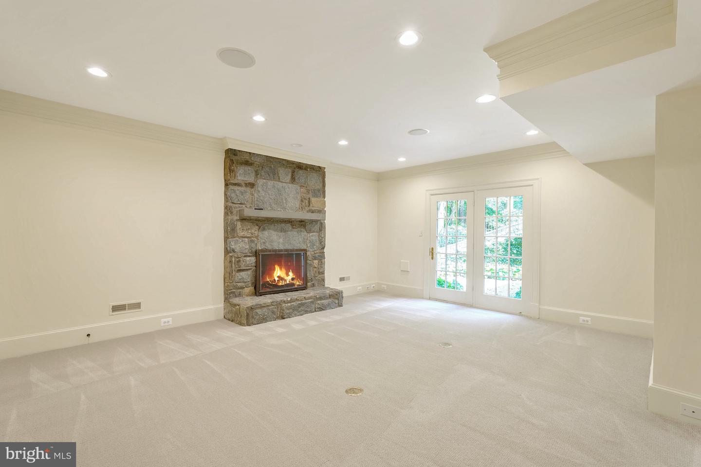 919 DOMINION RESERVE DR, MCLEAN, Virginia 22102, 6 Bedrooms Bedrooms, ,6 BathroomsBathrooms,Residential,For sale,919 DOMINION RESERVE DR,VAFX2248998 MLS # VAFX2248998