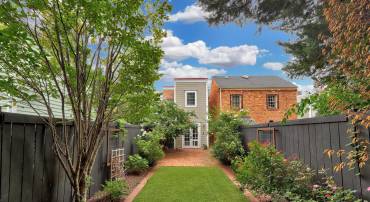 607 S SAINT ASAPH ST, ALEXANDRIA, Virginia 22314, 3 Bedrooms Bedrooms, ,2 BathroomsBathrooms,Residential,For sale,607 S SAINT ASAPH ST,VAAX2048202 MLS # VAAX2048202