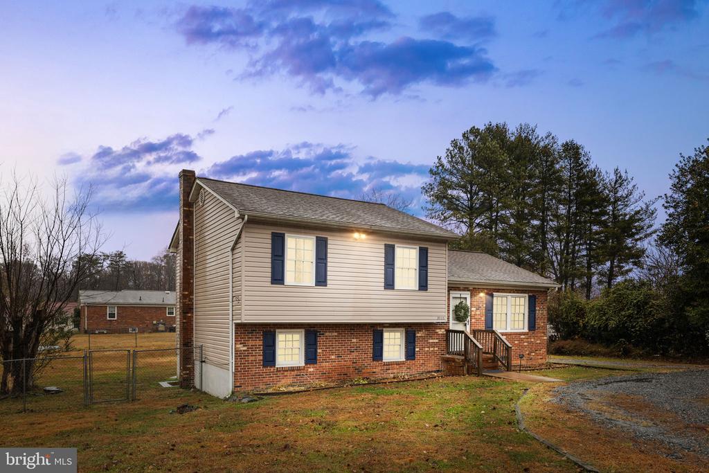 3905 WILBURN DR, FREDERICKSBURG, Virginia 22407, 4 Bedrooms Bedrooms, ,3 BathroomsBathrooms,Residential,3905 WILBURN DR,VASP2037924 MLS # VASP2037924 3905 WILBURN DR, FREDERICKSBURG, Virginia 22407, 4 Bedrooms Bedrooms, ,3 BathroomsBathrooms,Residential,3905 WILBURN DR,VASP2037924 MLS # VASP2037924