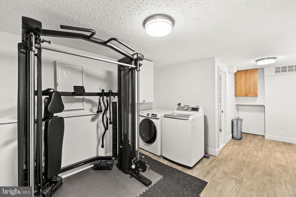 3905 WILBURN DR, FREDERICKSBURG, Virginia 22407, 4 Bedrooms Bedrooms, ,3 BathroomsBathrooms,Residential,3905 WILBURN DR,VASP2037924 MLS # VASP2037924 3905 WILBURN DR, FREDERICKSBURG, Virginia 22407, 4 Bedrooms Bedrooms, ,3 BathroomsBathrooms,Residential,3905 WILBURN DR,VASP2037924 MLS # VASP2037924