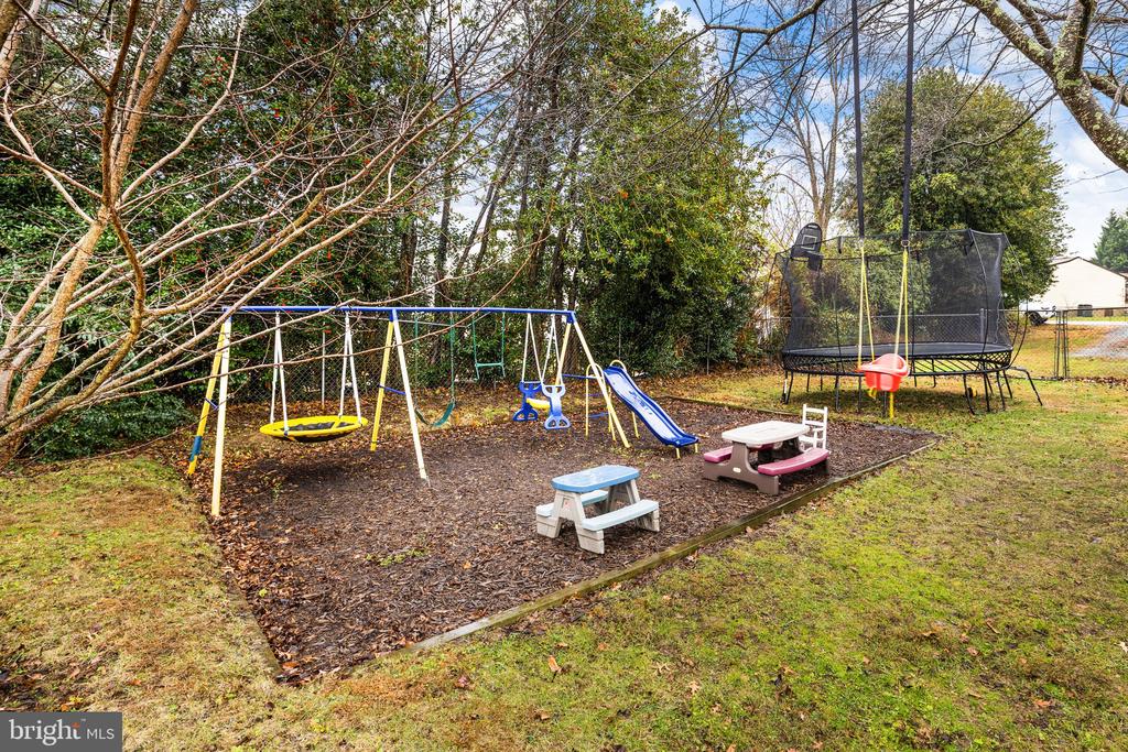 3905 WILBURN DR, FREDERICKSBURG, Virginia 22407, 4 Bedrooms Bedrooms, ,3 BathroomsBathrooms,Residential,3905 WILBURN DR,VASP2037924 MLS # VASP2037924 3905 WILBURN DR, FREDERICKSBURG, Virginia 22407, 4 Bedrooms Bedrooms, ,3 BathroomsBathrooms,Residential,3905 WILBURN DR,VASP2037924 MLS # VASP2037924