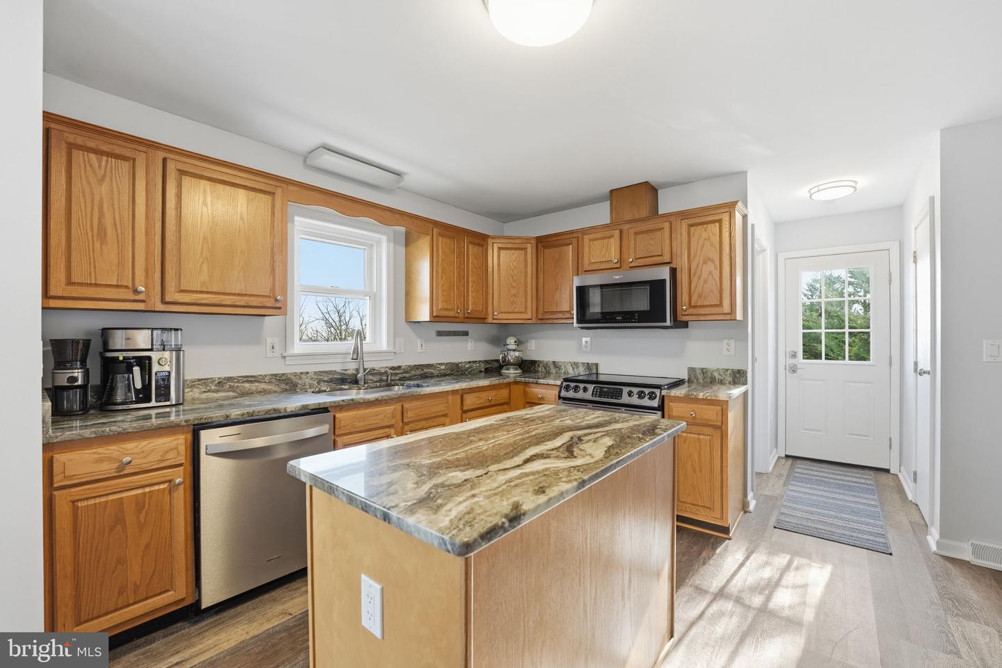 2419 JACKSON DR, HAYMARKET, Virginia 20169, 4 Bedrooms Bedrooms, ,2 BathroomsBathrooms,Residential,For sale,2419 JACKSON DR,VAPW2104208 MLS # VAPW2104208