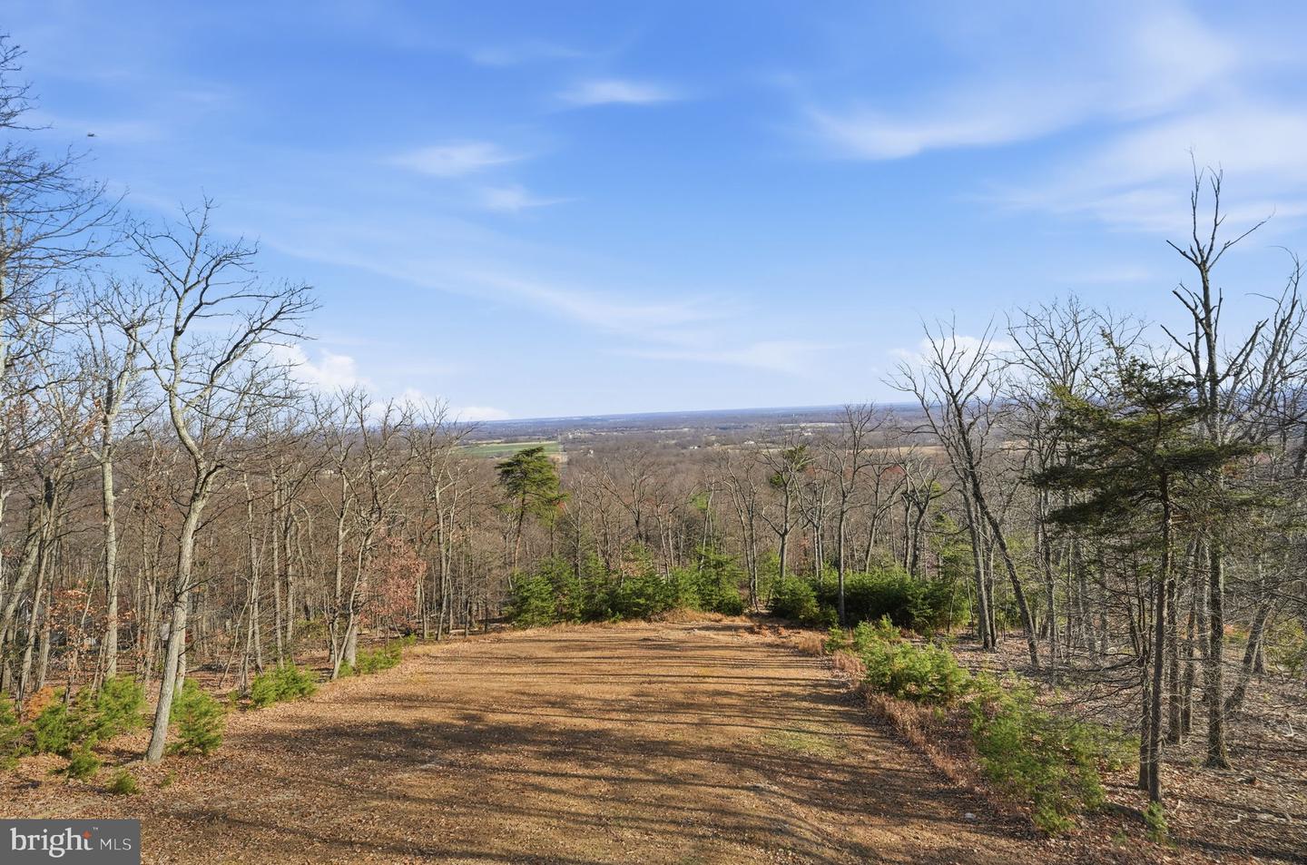 2419 JACKSON DR, HAYMARKET, Virginia 20169, 4 Bedrooms Bedrooms, ,2 BathroomsBathrooms,Residential,For sale,2419 JACKSON DR,VAPW2104208 MLS # VAPW2104208