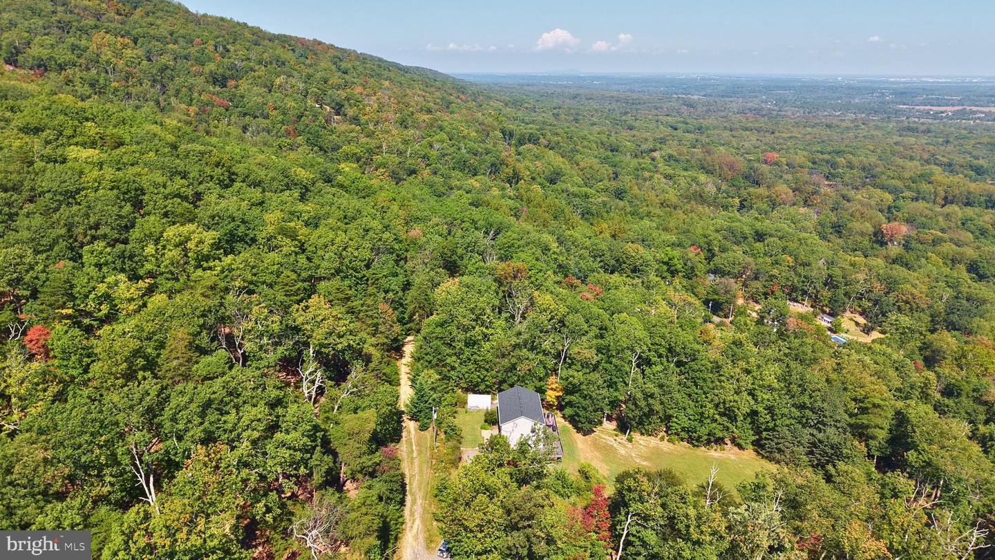 2419 JACKSON DR, HAYMARKET, Virginia 20169, 4 Bedrooms Bedrooms, ,2 BathroomsBathrooms,Residential,For sale,2419 JACKSON DR,VAPW2104208 MLS # VAPW2104208