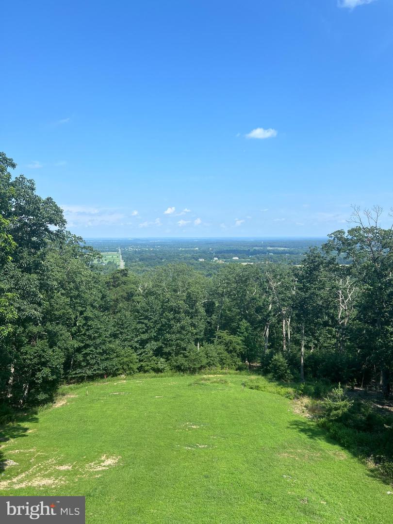 2419 JACKSON DR, HAYMARKET, Virginia 20169, 4 Bedrooms Bedrooms, ,2 BathroomsBathrooms,Residential,For sale,2419 JACKSON DR,VAPW2104208 MLS # VAPW2104208