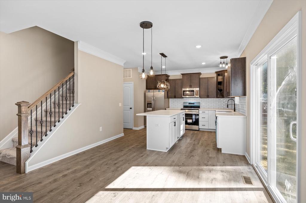 10904 THIEL CT, SPOTSYLVANIA, Virginia 22551, 4 Bedrooms Bedrooms, ,2 BathroomsBathrooms,Residential,10904 THIEL CT,VASP2037934 MLS # VASP2037934