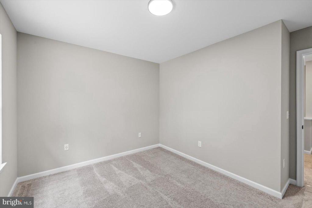 10904 THIEL CT, SPOTSYLVANIA, Virginia 22551, 4 Bedrooms Bedrooms, ,2 BathroomsBathrooms,Residential,10904 THIEL CT,VASP2037934 MLS # VASP2037934