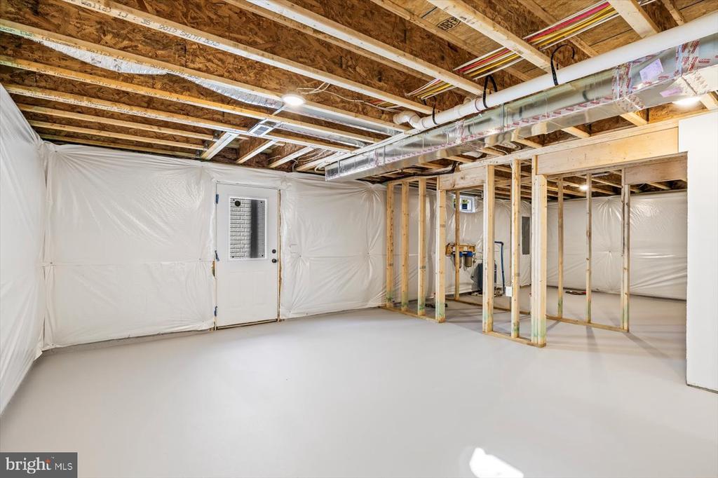 10904 THIEL CT, SPOTSYLVANIA, Virginia 22551, 4 Bedrooms Bedrooms, ,2 BathroomsBathrooms,Residential,10904 THIEL CT,VASP2037934 MLS # VASP2037934