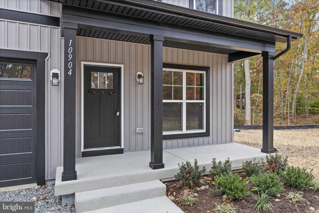 10904 THIEL CT, SPOTSYLVANIA, Virginia 22551, 4 Bedrooms Bedrooms, ,2 BathroomsBathrooms,Residential,10904 THIEL CT,VASP2037934 MLS # VASP2037934