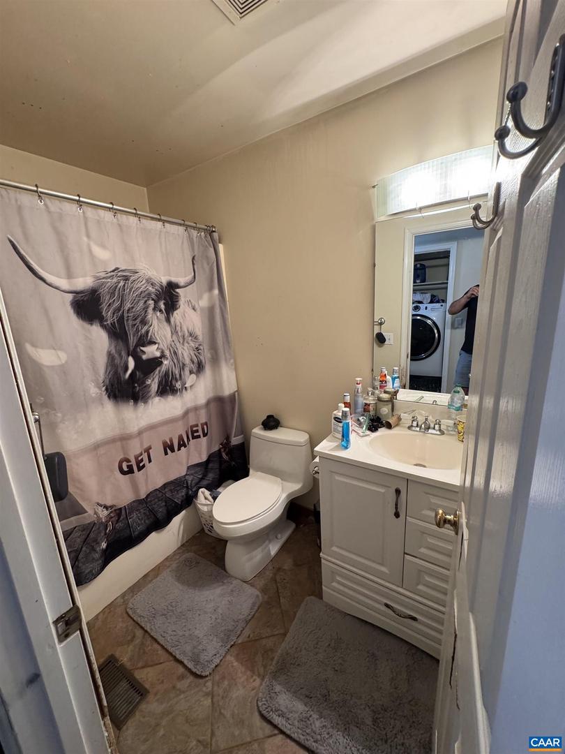 72 HILLCREST DR, RUCKERSVILLE, Virginia 22968, 4 Bedrooms Bedrooms, ,3 BathroomsBathrooms,Residential,For sale,72 HILLCREST DR,670002 MLS # 670002 72 HILLCREST DR, RUCKERSVILLE, Virginia 22968, 4 Bedrooms Bedrooms, ,3 BathroomsBathrooms,Residential,For sale,72 HILLCREST DR,670002 MLS # 670002