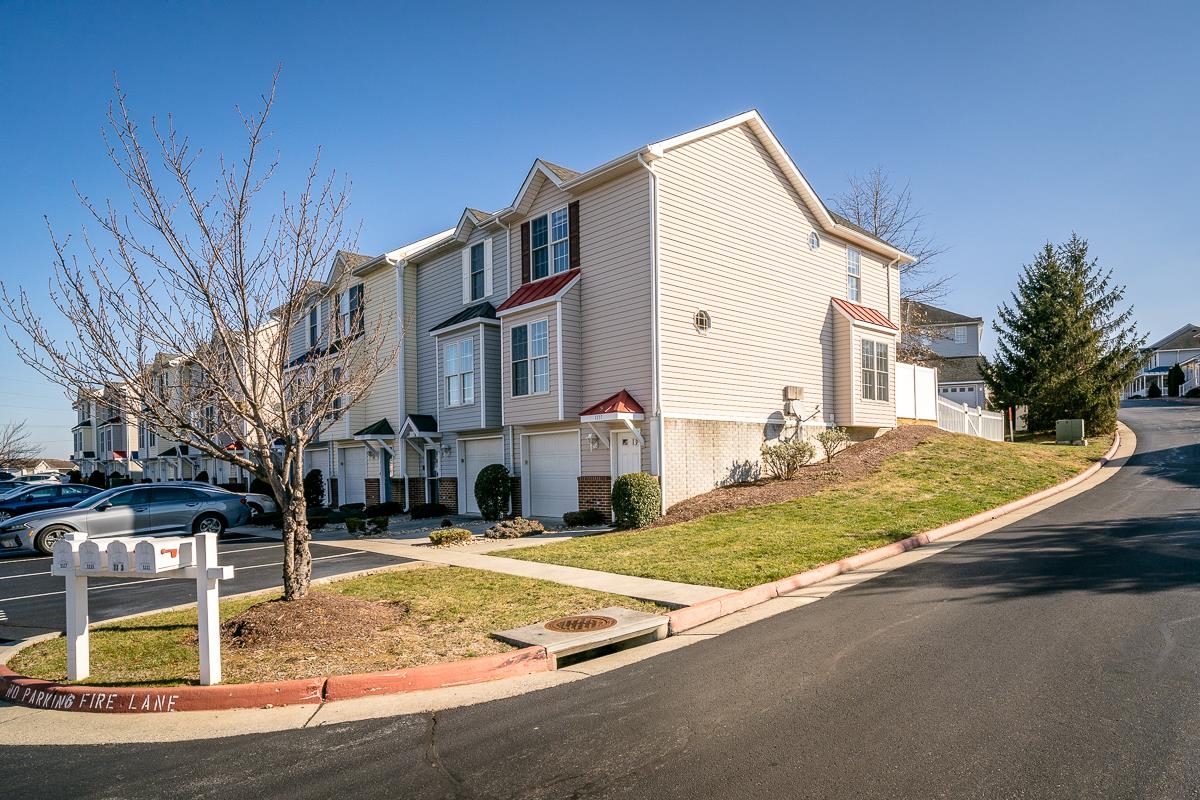 1111 PATRICK HENRY PL, HARRISONBURG, Virginia 22802, 3 Bedrooms Bedrooms, ,2 BathroomsBathrooms,Residential,1111 PATRICK HENRY PL,671585 MLS # 671585