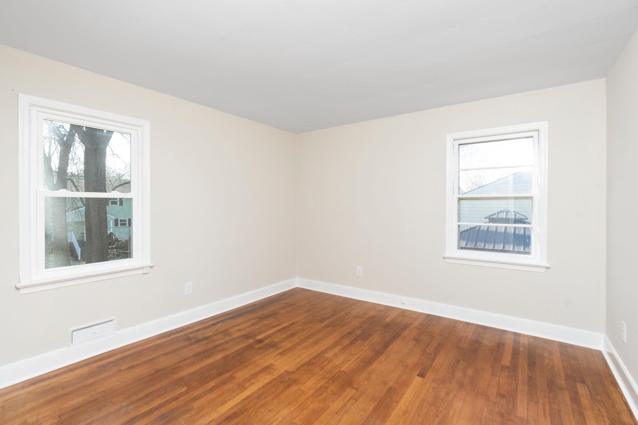 842 MAPLE AVE, WAYNESBORO, Virginia 22980, 3 Bedrooms Bedrooms, ,1 BathroomBathrooms,Residential,842 MAPLE AVE,671588 MLS # 671588