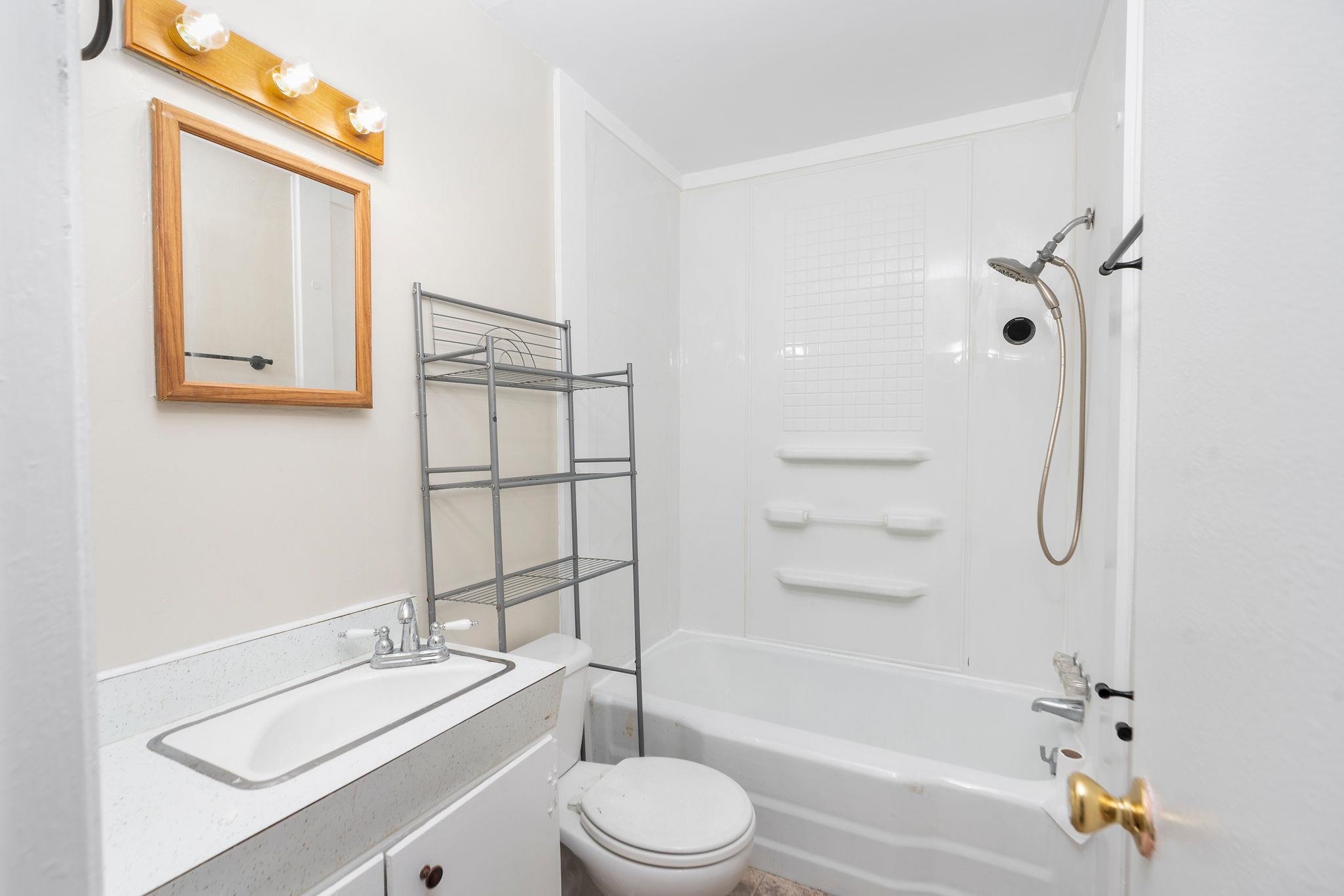 842 MAPLE AVE, WAYNESBORO, Virginia 22980, 3 Bedrooms Bedrooms, ,1 BathroomBathrooms,Residential,842 MAPLE AVE,671588 MLS # 671588