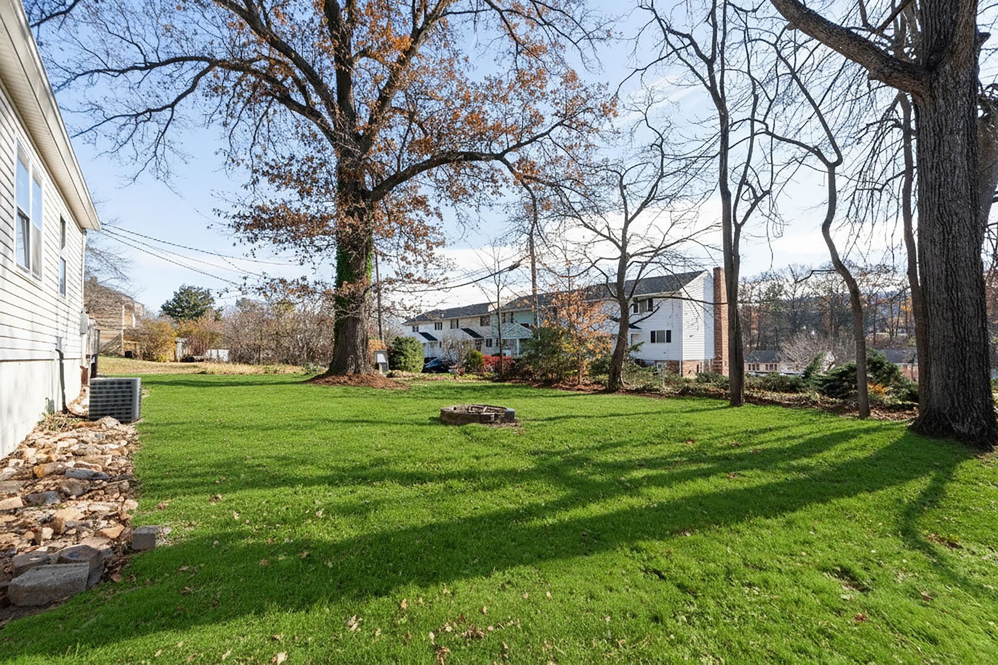 842 MAPLE AVE, WAYNESBORO, Virginia 22980, 3 Bedrooms Bedrooms, ,1 BathroomBathrooms,Residential,842 MAPLE AVE,671588 MLS # 671588