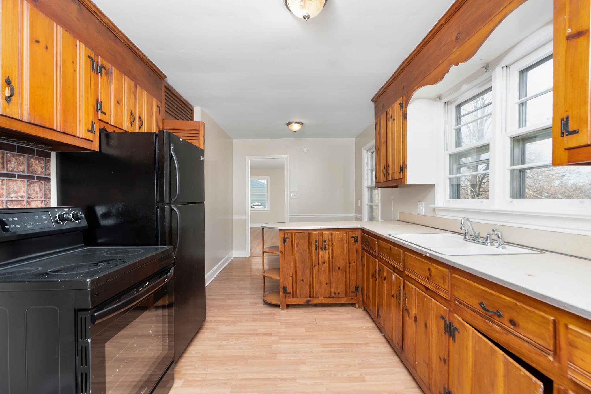 842 MAPLE AVE, WAYNESBORO, Virginia 22980, 3 Bedrooms Bedrooms, ,1 BathroomBathrooms,Residential,842 MAPLE AVE,671588 MLS # 671588