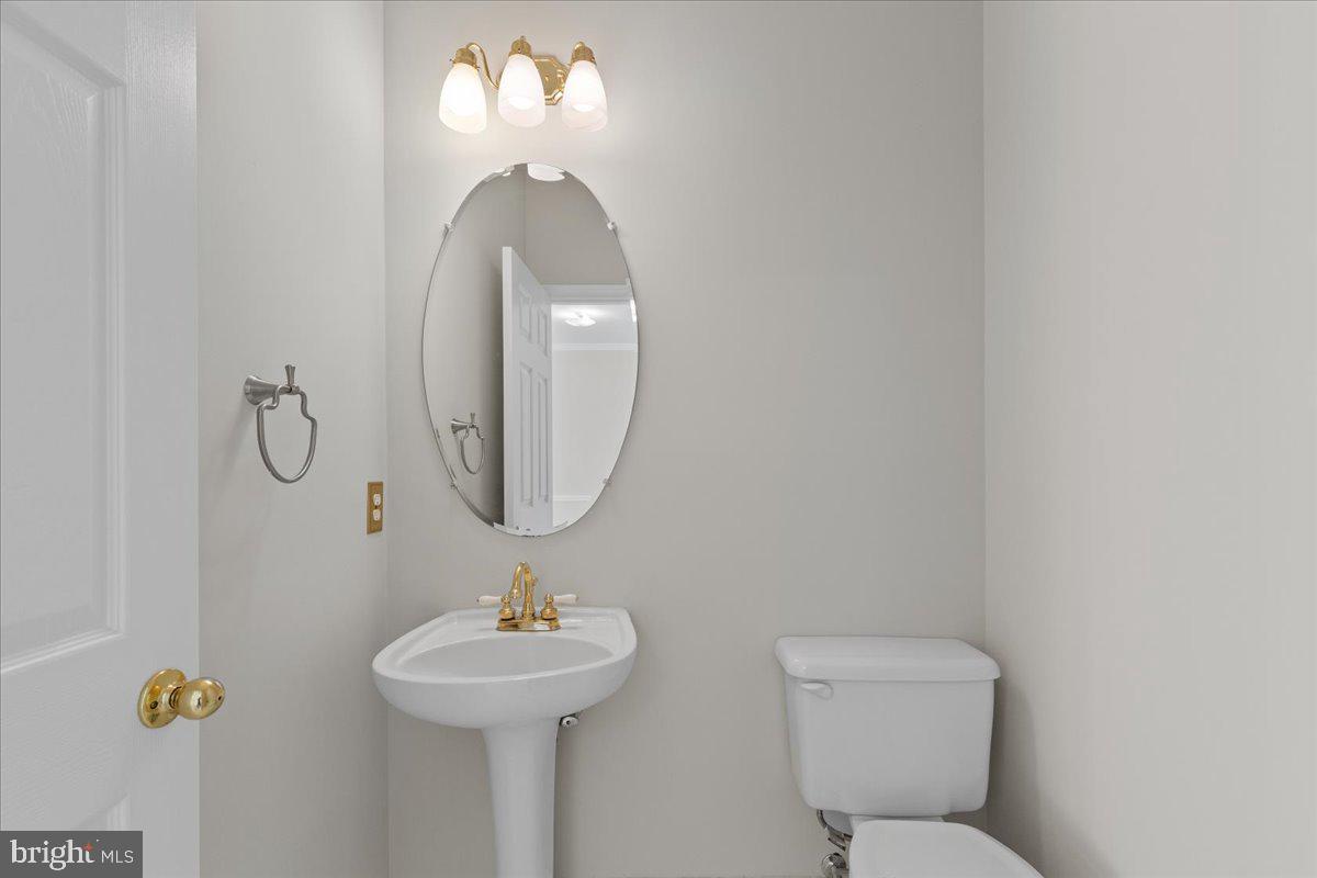 13286 COPPERMILL DR, HERNDON, Virginia 20171, 3 Bedrooms Bedrooms, ,2 BathroomsBathrooms,Residential,For sale,13286 COPPERMILL DR,VAFX2274840 MLS # VAFX2274840