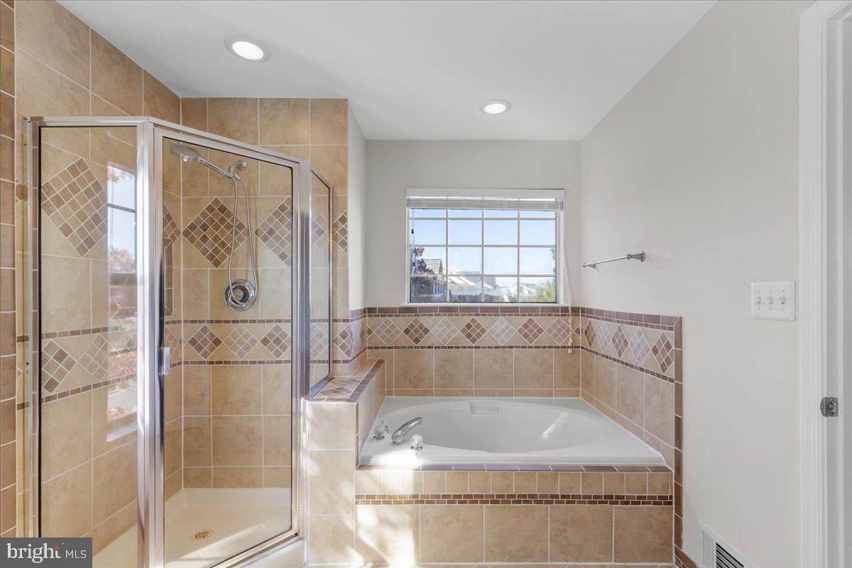 13286 COPPERMILL DR, HERNDON, Virginia 20171, 3 Bedrooms Bedrooms, ,2 BathroomsBathrooms,Residential,For sale,13286 COPPERMILL DR,VAFX2274840 MLS # VAFX2274840