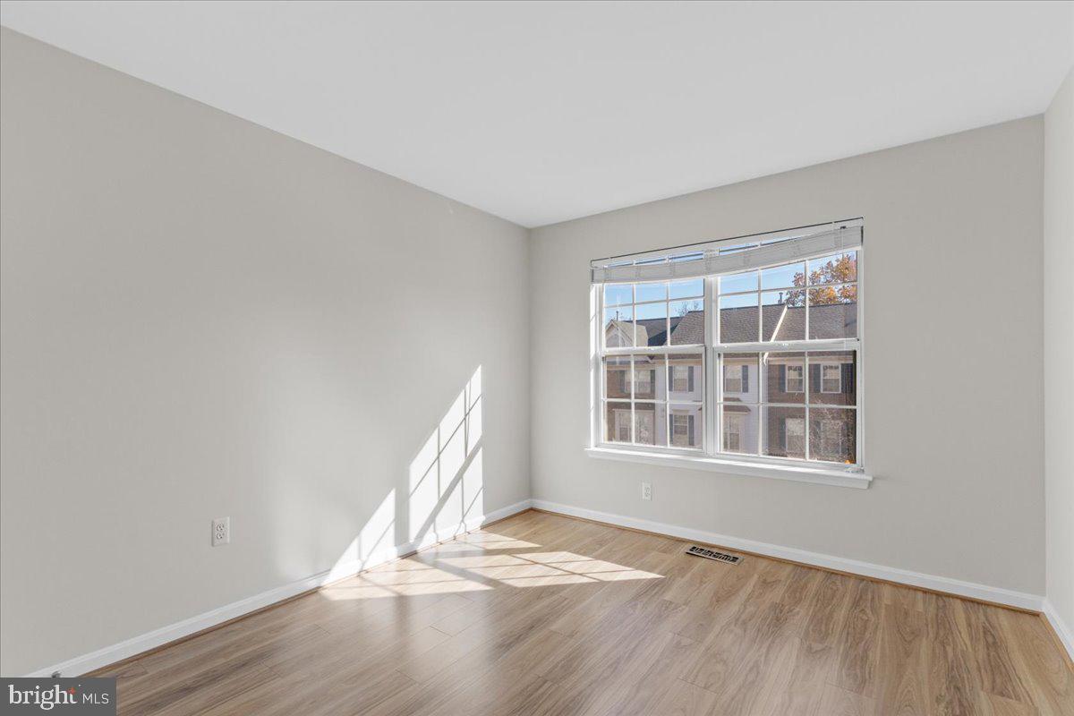 13286 COPPERMILL DR, HERNDON, Virginia 20171, 3 Bedrooms Bedrooms, ,2 BathroomsBathrooms,Residential,For sale,13286 COPPERMILL DR,VAFX2274840 MLS # VAFX2274840