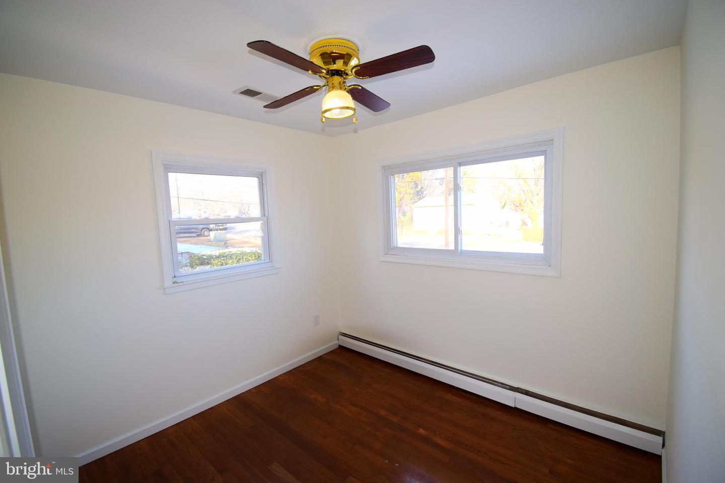 14416 MERIDIAN DR, WOODBRIDGE, Virginia 22191, 3 Bedrooms Bedrooms, ,2 BathroomsBathrooms,Residential,For sale,14416 MERIDIAN DR,VAPW2106566 MLS # VAPW2106566