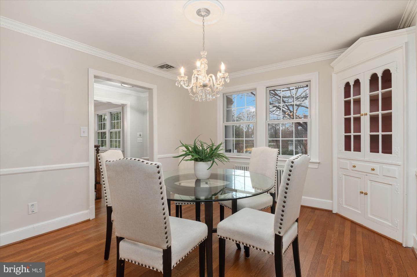 1503 N JEFFERSON ST, ARLINGTON, Virginia 22205, 6 Bedrooms Bedrooms, ,3 BathroomsBathrooms,Residential,For sale,1503 N JEFFERSON ST,VAAR2065452 MLS # VAAR2065452