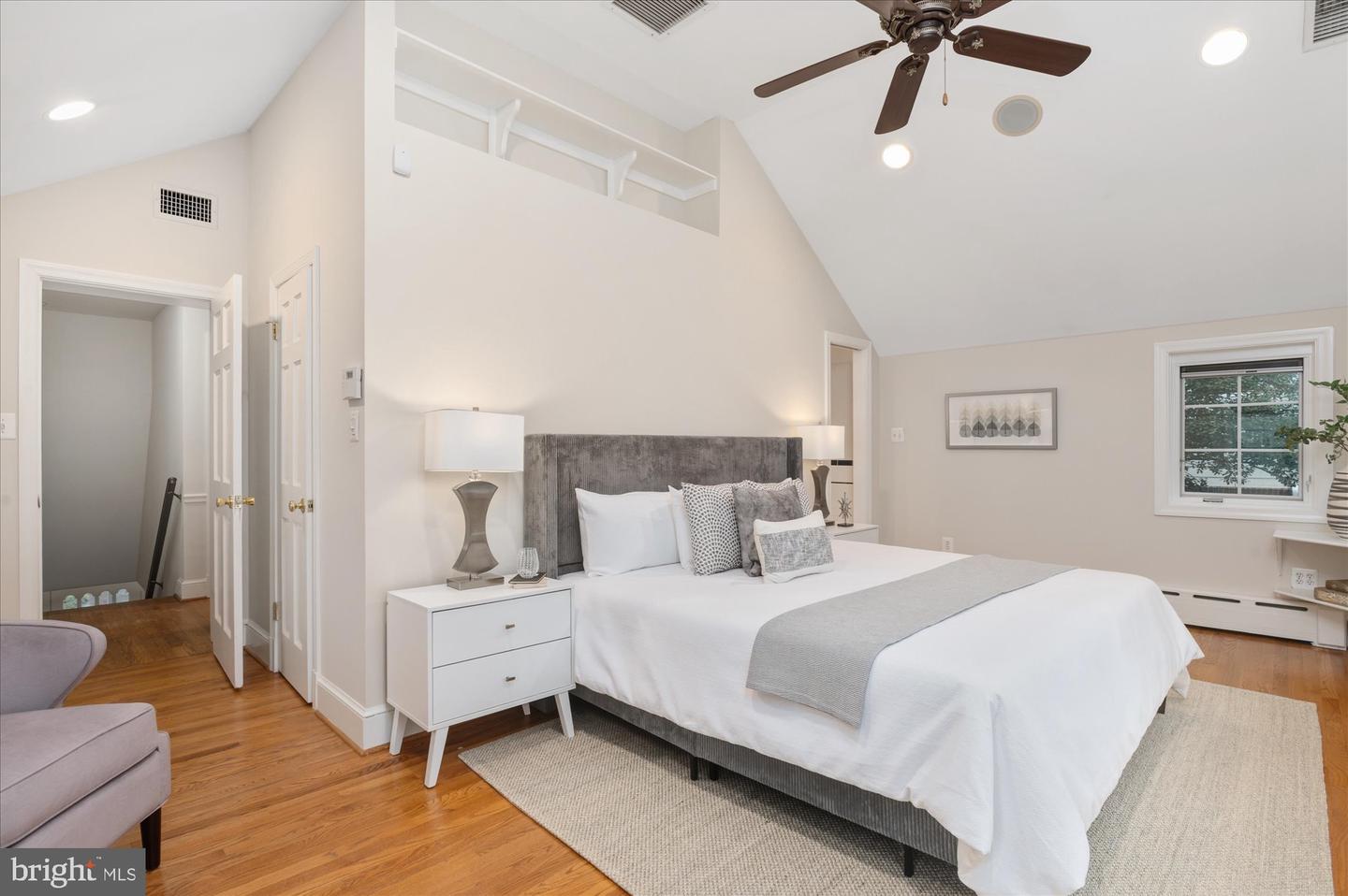 1503 N JEFFERSON ST, ARLINGTON, Virginia 22205, 6 Bedrooms Bedrooms, ,3 BathroomsBathrooms,Residential,For sale,1503 N JEFFERSON ST,VAAR2065452 MLS # VAAR2065452