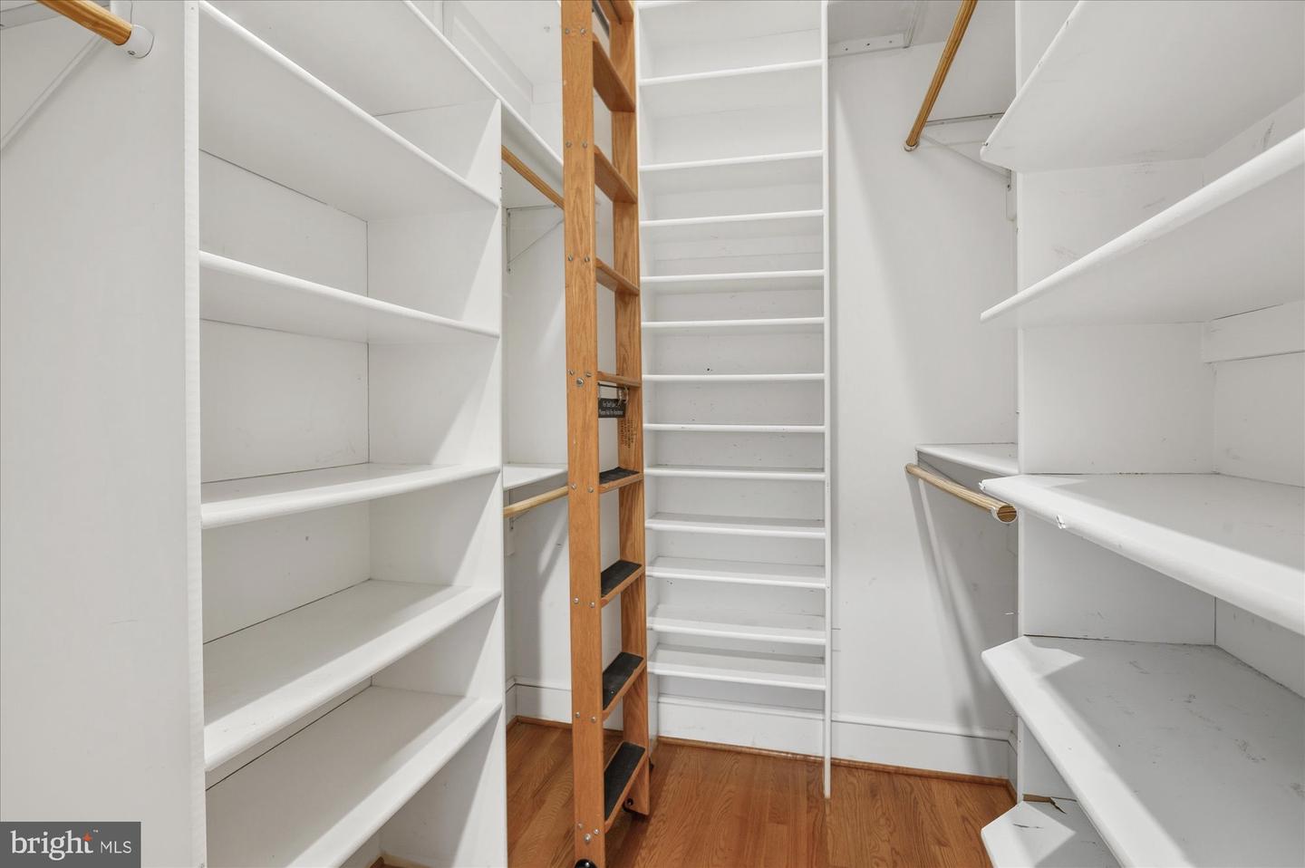 1503 N JEFFERSON ST, ARLINGTON, Virginia 22205, 6 Bedrooms Bedrooms, ,3 BathroomsBathrooms,Residential,For sale,1503 N JEFFERSON ST,VAAR2065452 MLS # VAAR2065452