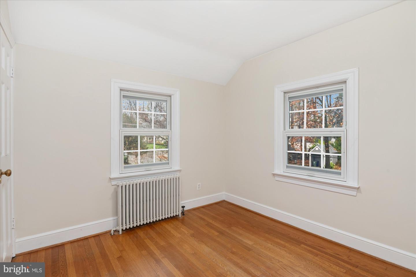 1503 N JEFFERSON ST, ARLINGTON, Virginia 22205, 6 Bedrooms Bedrooms, ,3 BathroomsBathrooms,Residential,For sale,1503 N JEFFERSON ST,VAAR2065452 MLS # VAAR2065452