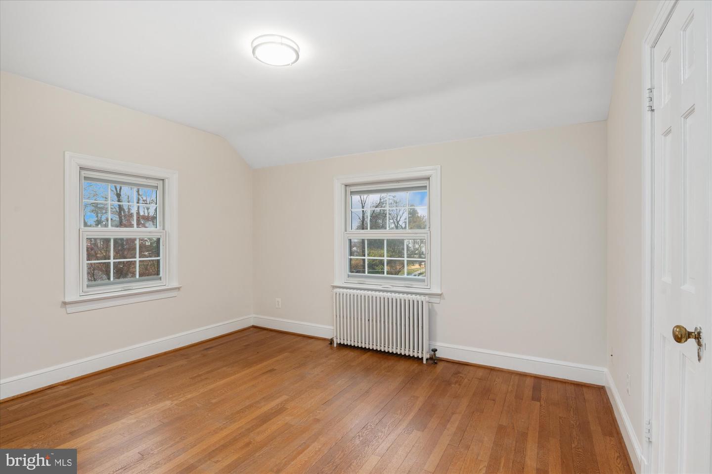 1503 N JEFFERSON ST, ARLINGTON, Virginia 22205, 6 Bedrooms Bedrooms, ,3 BathroomsBathrooms,Residential,For sale,1503 N JEFFERSON ST,VAAR2065452 MLS # VAAR2065452