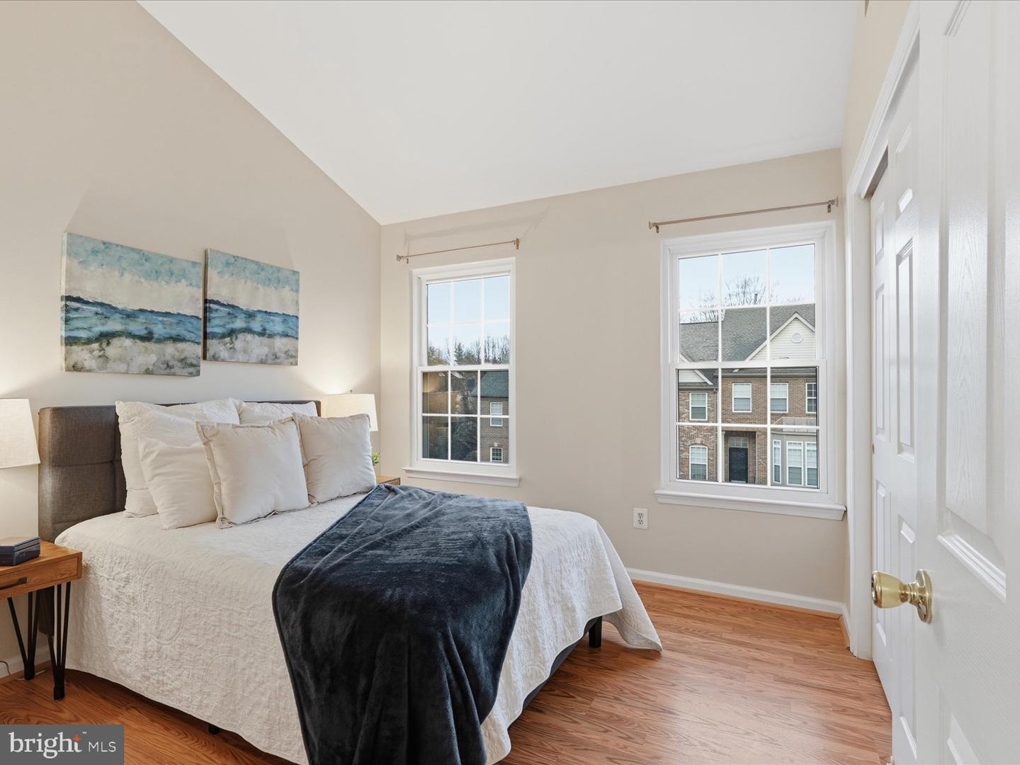 4204 TRUMBO CT, FAIRFAX, Virginia 22033, 3 Bedrooms Bedrooms, ,2 BathroomsBathrooms,Residential,For sale,4204 TRUMBO CT,VAFX2276992 MLS # VAFX2276992