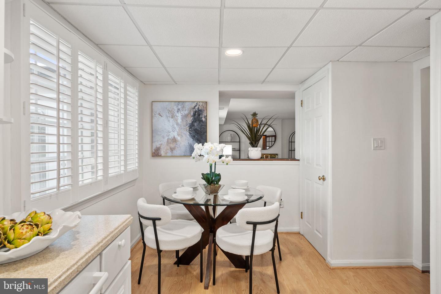 2010 FREEDOM LN, FALLS CHURCH, Virginia 22043, 4 Bedrooms Bedrooms, ,2 BathroomsBathrooms,Residential,For sale,2010 FREEDOM LN,VAFX2277592 MLS # VAFX2277592 2010 FREEDOM LN, FALLS CHURCH, Virginia 22043, 4 Bedrooms Bedrooms, ,2 BathroomsBathrooms,Residential,For sale,2010 FREEDOM LN,VAFX2277592 MLS # VAFX2277592