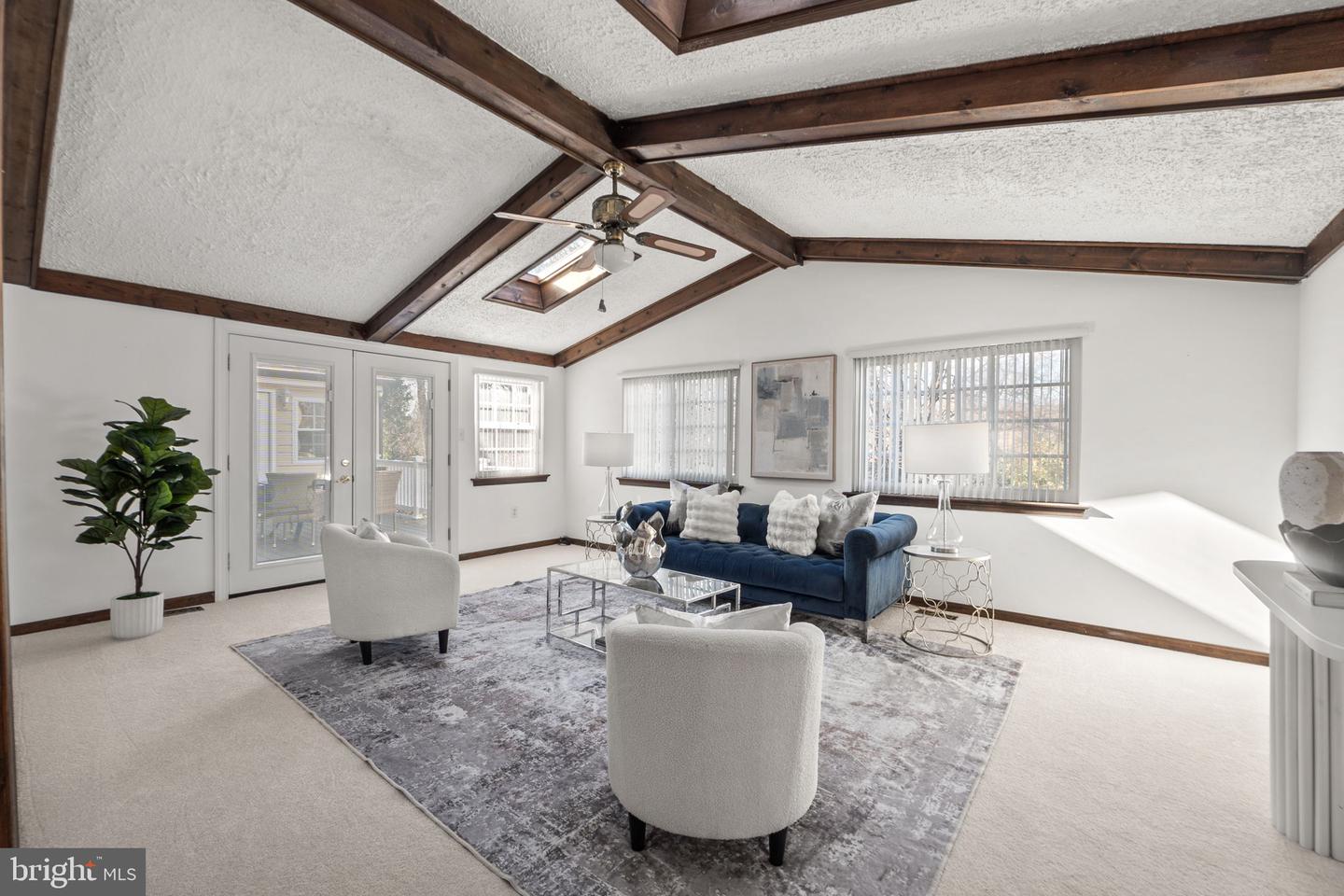 2010 FREEDOM LN, FALLS CHURCH, Virginia 22043, 4 Bedrooms Bedrooms, ,2 BathroomsBathrooms,Residential,For sale,2010 FREEDOM LN,VAFX2277592 MLS # VAFX2277592 2010 FREEDOM LN, FALLS CHURCH, Virginia 22043, 4 Bedrooms Bedrooms, ,2 BathroomsBathrooms,Residential,For sale,2010 FREEDOM LN,VAFX2277592 MLS # VAFX2277592