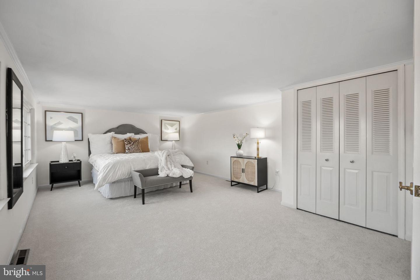 2010 FREEDOM LN, FALLS CHURCH, Virginia 22043, 4 Bedrooms Bedrooms, ,2 BathroomsBathrooms,Residential,For sale,2010 FREEDOM LN,VAFX2277592 MLS # VAFX2277592 2010 FREEDOM LN, FALLS CHURCH, Virginia 22043, 4 Bedrooms Bedrooms, ,2 BathroomsBathrooms,Residential,For sale,2010 FREEDOM LN,VAFX2277592 MLS # VAFX2277592