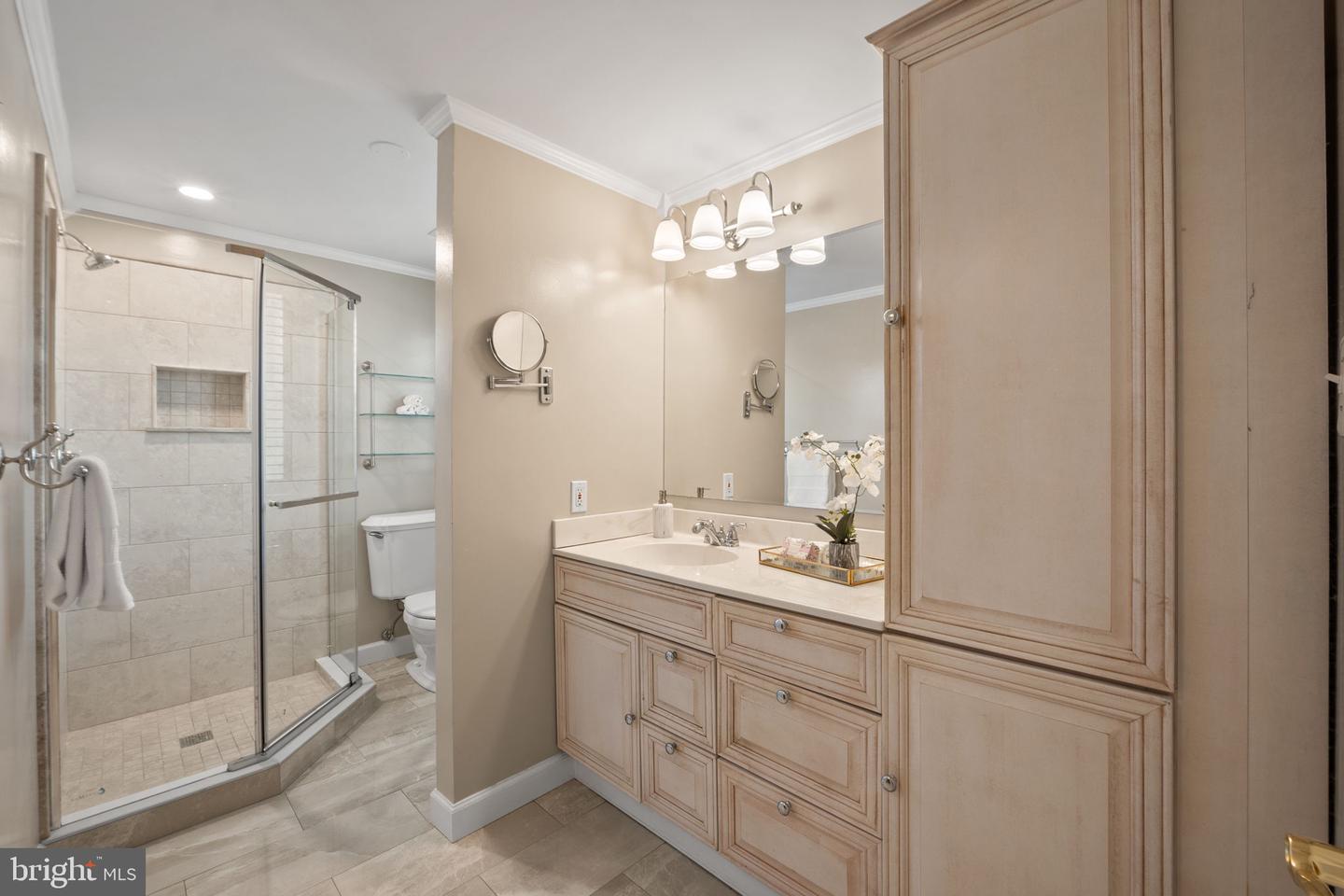 2010 FREEDOM LN, FALLS CHURCH, Virginia 22043, 4 Bedrooms Bedrooms, ,2 BathroomsBathrooms,Residential,For sale,2010 FREEDOM LN,VAFX2277592 MLS # VAFX2277592 2010 FREEDOM LN, FALLS CHURCH, Virginia 22043, 4 Bedrooms Bedrooms, ,2 BathroomsBathrooms,Residential,For sale,2010 FREEDOM LN,VAFX2277592 MLS # VAFX2277592