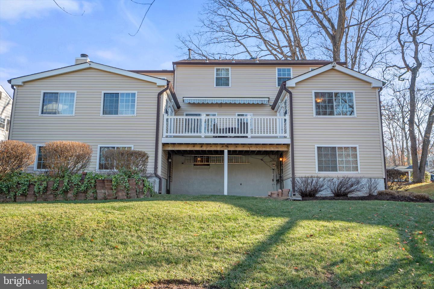 2010 FREEDOM LN, FALLS CHURCH, Virginia 22043, 4 Bedrooms Bedrooms, ,2 BathroomsBathrooms,Residential,For sale,2010 FREEDOM LN,VAFX2277592 MLS # VAFX2277592 2010 FREEDOM LN, FALLS CHURCH, Virginia 22043, 4 Bedrooms Bedrooms, ,2 BathroomsBathrooms,Residential,For sale,2010 FREEDOM LN,VAFX2277592 MLS # VAFX2277592