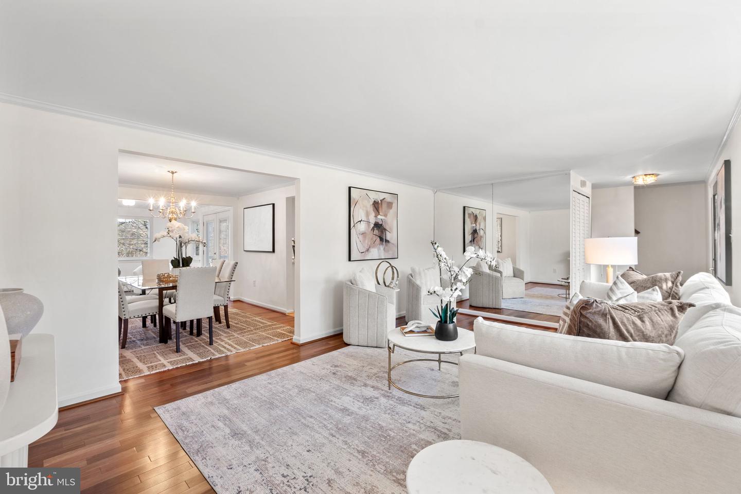 2010 FREEDOM LN, FALLS CHURCH, Virginia 22043, 4 Bedrooms Bedrooms, ,2 BathroomsBathrooms,Residential,For sale,2010 FREEDOM LN,VAFX2277592 MLS # VAFX2277592 2010 FREEDOM LN, FALLS CHURCH, Virginia 22043, 4 Bedrooms Bedrooms, ,2 BathroomsBathrooms,Residential,For sale,2010 FREEDOM LN,VAFX2277592 MLS # VAFX2277592