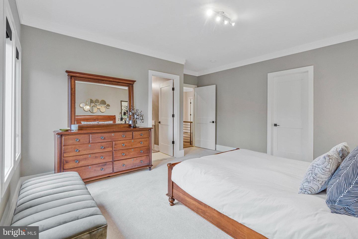 1700 BROOKSIDE LN, VIENNA, Virginia 22182, 5 Bedrooms Bedrooms, ,5 BathroomsBathrooms,Residential,For sale,1700 BROOKSIDE LN,VAFX2277968 MLS # VAFX2277968 1700 BROOKSIDE LN, VIENNA, Virginia 22182, 5 Bedrooms Bedrooms, ,5 BathroomsBathrooms,Residential,For sale,1700 BROOKSIDE LN,VAFX2277968 MLS # VAFX2277968