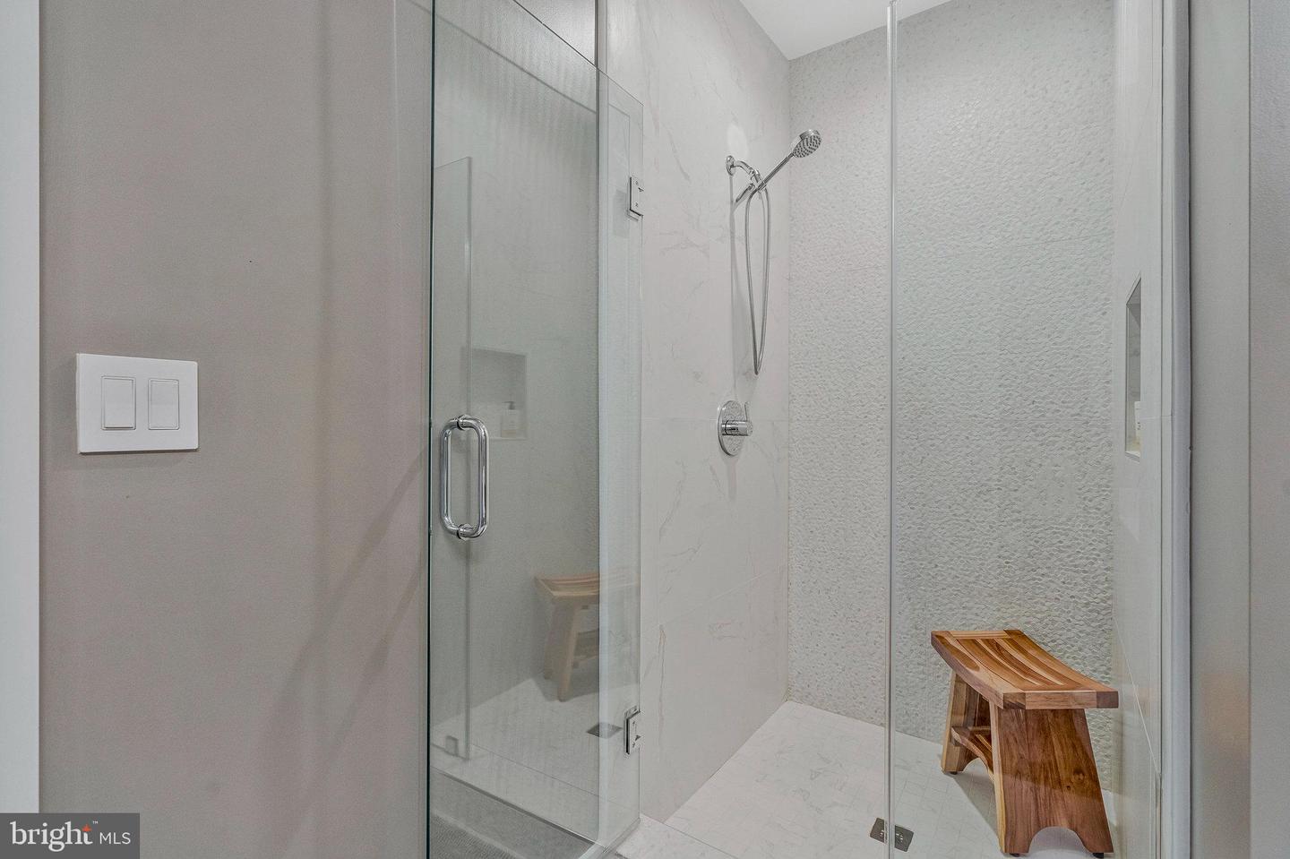 1700 BROOKSIDE LN, VIENNA, Virginia 22182, 5 Bedrooms Bedrooms, ,5 BathroomsBathrooms,Residential,For sale,1700 BROOKSIDE LN,VAFX2277968 MLS # VAFX2277968 1700 BROOKSIDE LN, VIENNA, Virginia 22182, 5 Bedrooms Bedrooms, ,5 BathroomsBathrooms,Residential,For sale,1700 BROOKSIDE LN,VAFX2277968 MLS # VAFX2277968