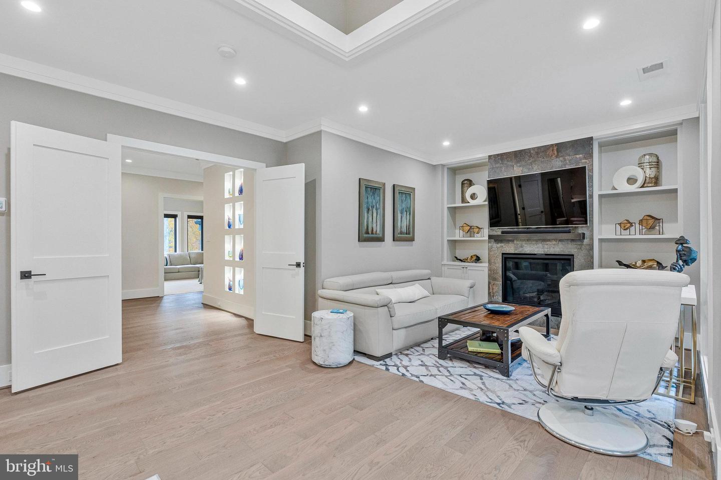 1700 BROOKSIDE LN, VIENNA, Virginia 22182, 5 Bedrooms Bedrooms, ,5 BathroomsBathrooms,Residential,For sale,1700 BROOKSIDE LN,VAFX2277968 MLS # VAFX2277968 1700 BROOKSIDE LN, VIENNA, Virginia 22182, 5 Bedrooms Bedrooms, ,5 BathroomsBathrooms,Residential,For sale,1700 BROOKSIDE LN,VAFX2277968 MLS # VAFX2277968