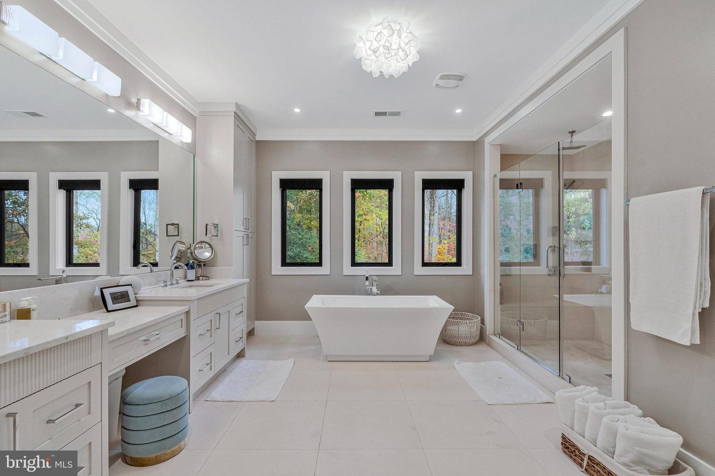 1700 BROOKSIDE LN, VIENNA, Virginia 22182, 5 Bedrooms Bedrooms, ,5 BathroomsBathrooms,Residential,For sale,1700 BROOKSIDE LN,VAFX2277968 MLS # VAFX2277968 1700 BROOKSIDE LN, VIENNA, Virginia 22182, 5 Bedrooms Bedrooms, ,5 BathroomsBathrooms,Residential,For sale,1700 BROOKSIDE LN,VAFX2277968 MLS # VAFX2277968