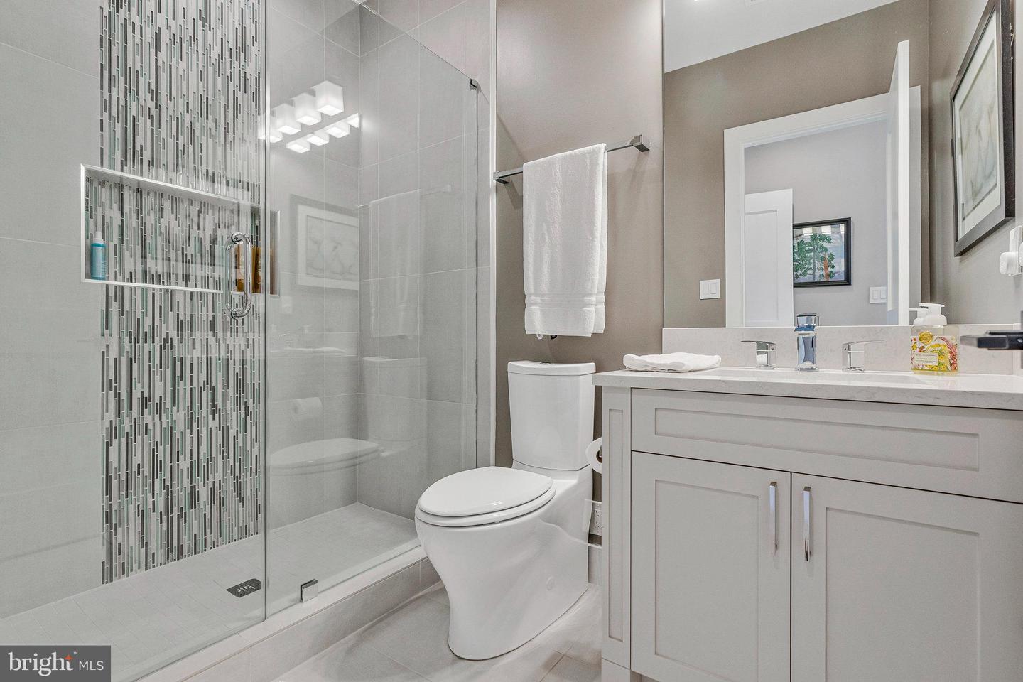 1700 BROOKSIDE LN, VIENNA, Virginia 22182, 5 Bedrooms Bedrooms, ,5 BathroomsBathrooms,Residential,For sale,1700 BROOKSIDE LN,VAFX2277968 MLS # VAFX2277968 1700 BROOKSIDE LN, VIENNA, Virginia 22182, 5 Bedrooms Bedrooms, ,5 BathroomsBathrooms,Residential,For sale,1700 BROOKSIDE LN,VAFX2277968 MLS # VAFX2277968