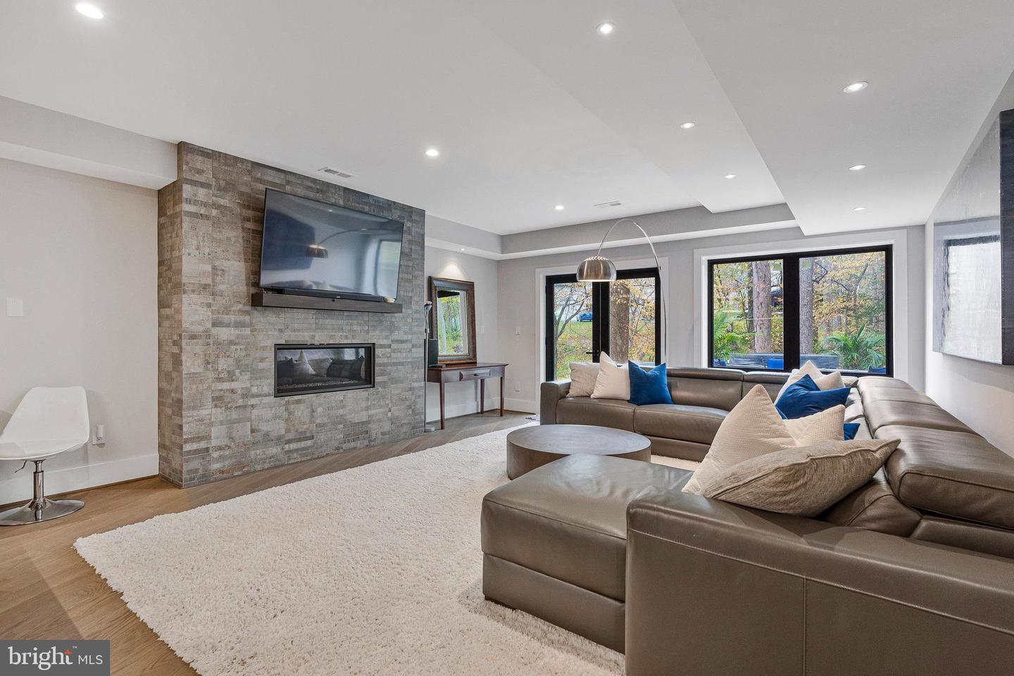 1700 BROOKSIDE LN, VIENNA, Virginia 22182, 5 Bedrooms Bedrooms, ,5 BathroomsBathrooms,Residential,For sale,1700 BROOKSIDE LN,VAFX2277968 MLS # VAFX2277968 1700 BROOKSIDE LN, VIENNA, Virginia 22182, 5 Bedrooms Bedrooms, ,5 BathroomsBathrooms,Residential,For sale,1700 BROOKSIDE LN,VAFX2277968 MLS # VAFX2277968